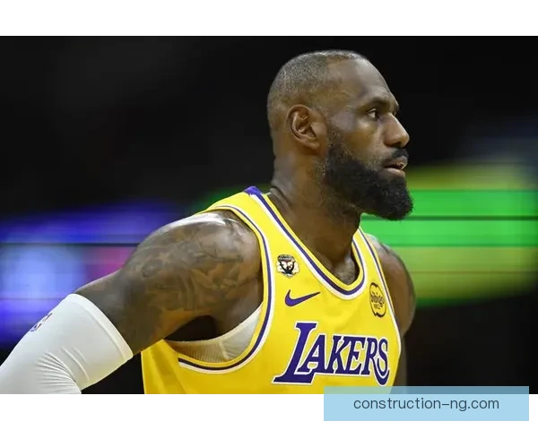 NBA焦点战詹姆斯爆发率湖人逆转勇士终结连败重燃季后赛希望