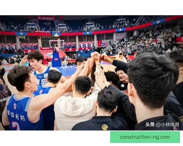 CBA季后赛惊险开局辽宁队逆转山东队晋级四强