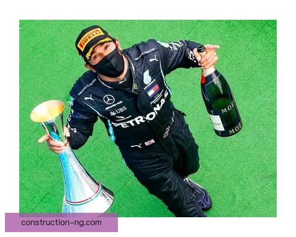 梅赛德斯赛季再启航，汉密尔顿冲击年度冠军新篇章